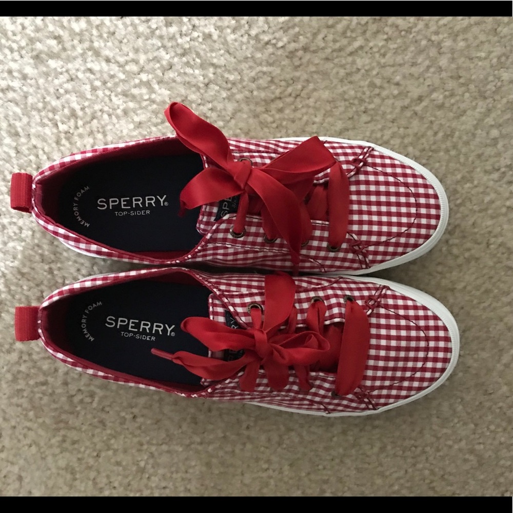 Sperry 7.5 Cute Sneakers - Never Worn